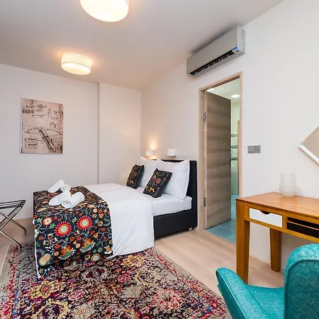 Apartmán Empirent Wenceslas Square Apartments *